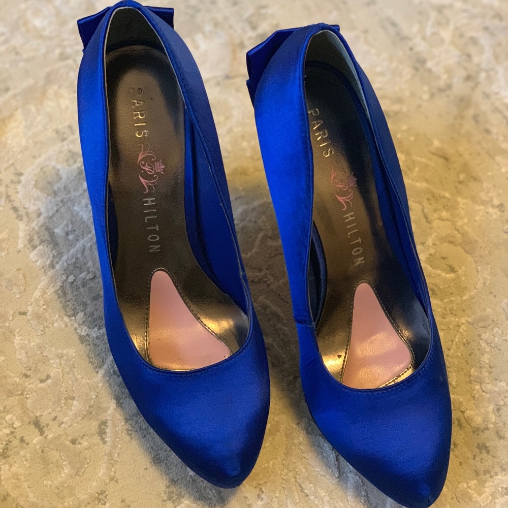 Paris Hilton Pump